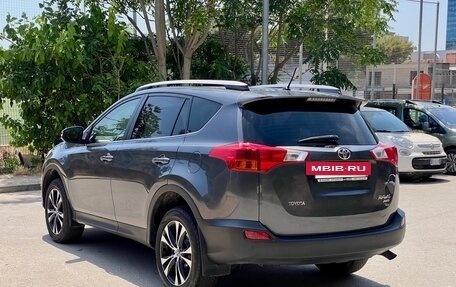 Toyota RAV4, 2014 год, 2 300 000 рублей, 4 фотография