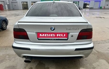 BMW 5 серия, 1999 год, 500 000 рублей, 5 фотография