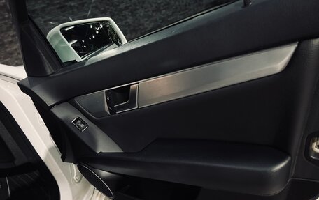 Mercedes-Benz C-Класс, 2012 год, 1 450 000 рублей, 15 фотография