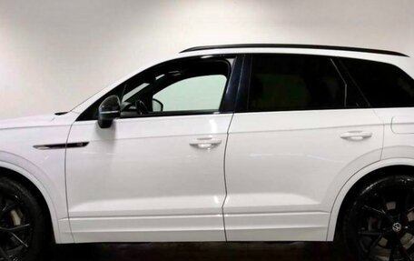 Volkswagen Touareg III, 2019 год, 7 850 000 рублей, 5 фотография