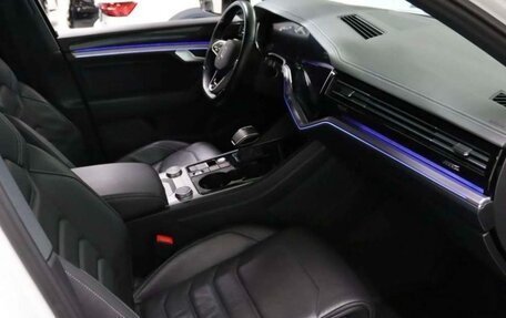 Volkswagen Touareg III, 2019 год, 7 850 000 рублей, 9 фотография