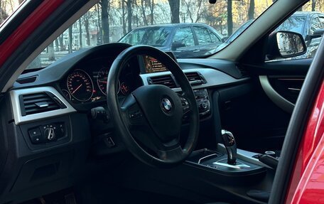BMW 3 серия, 2016 год, 1 799 000 рублей, 16 фотография