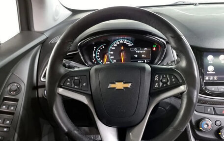 Chevrolet Trax, 2022 год, 1 065 000 рублей, 11 фотография