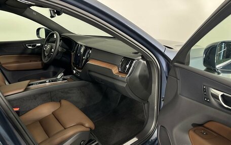 Volvo XC60 II, 2024 год, 6 300 000 рублей, 14 фотография