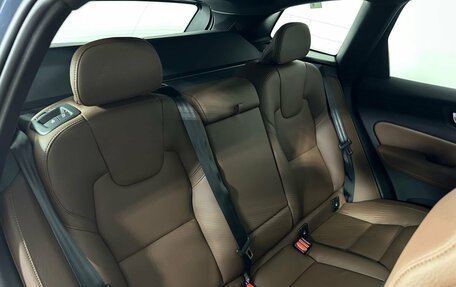 Volvo XC60 II, 2024 год, 6 300 000 рублей, 16 фотография
