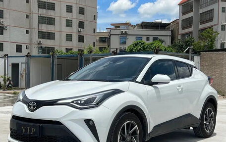 Toyota C-HR I рестайлинг, 2022 год, 1 575 027 рублей, 1 фотография