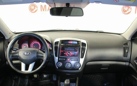 KIA cee'd I рестайлинг, 2010 год, 680 000 рублей, 14 фотография