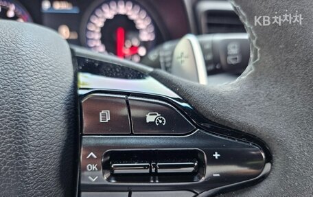 Hyundai Veloster II, 2022 год, 2 750 000 рублей, 13 фотография