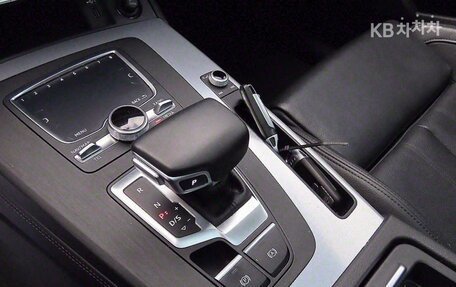 Audi Q5, 2021 год, 11 фотография