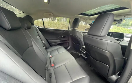Lexus ES VII, 2022 год, 2 553 027 рублей, 11 фотография