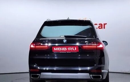 BMW X7, 2022 год, 7 400 000 рублей, 3 фотография