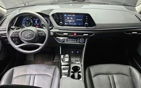 Hyundai Sonata VIII, 2022 год, 1 490 000 рублей, 5 фотография