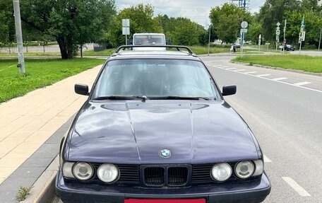 BMW 5 серия, 1992 год, 700 000 рублей, 10 фотография