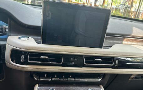 Lincoln Aviator II, 2020 год, 4 990 000 рублей, 17 фотография