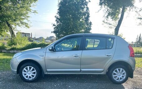 Renault Logan I, 2010 год, 530 000 рублей, 2 фотография
