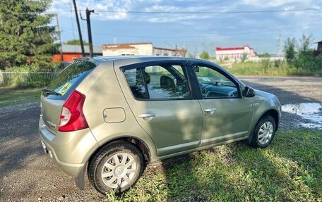 Renault Logan I, 2010 год, 530 000 рублей, 18 фотография