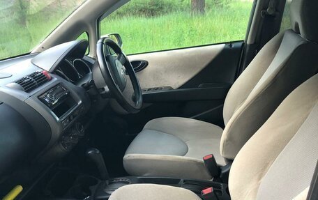 Honda Fit III, 2004 год, 490 000 рублей, 11 фотография