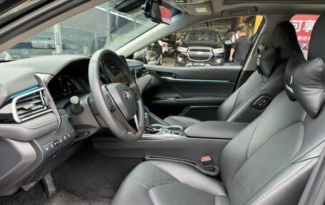 Toyota Camry, 2023 год, 3 250 000 рублей, 6 фотография