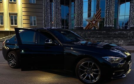 BMW 3 серия, 2016 год, 1 700 000 рублей, 14 фотография