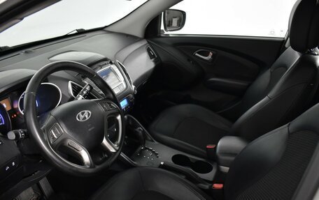 Hyundai ix35 I рестайлинг, 2012 год, 890 000 рублей, 9 фотография