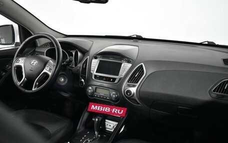 Hyundai ix35 I рестайлинг, 2012 год, 890 000 рублей, 10 фотография