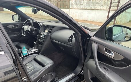 Infiniti QX70, 2014 год, 2 430 000 рублей, 7 фотография