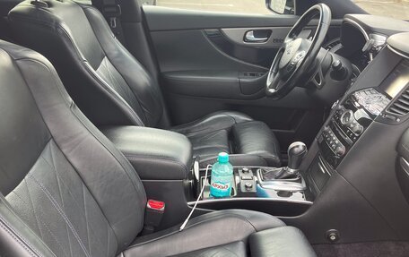 Infiniti QX70, 2014 год, 2 430 000 рублей, 8 фотография