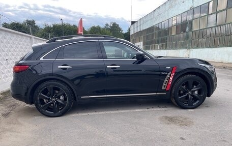 Infiniti QX70, 2014 год, 2 430 000 рублей, 3 фотография