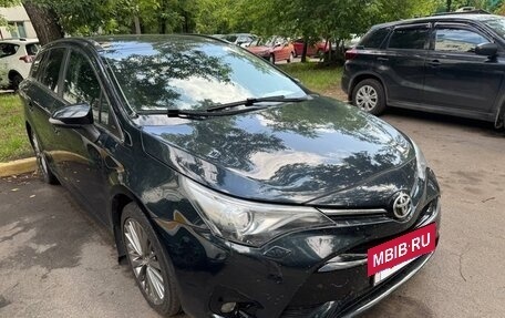 Toyota Avensis III рестайлинг, 2016 год, 1 650 000 рублей, 2 фотография