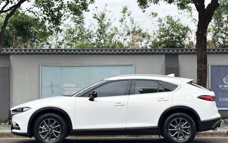 Mazda CX-4, 2022 год, 2 005 000 рублей, 4 фотография