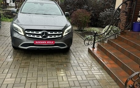 Mercedes-Benz GLA, 2019 год, 2 930 000 рублей, 1 фотография