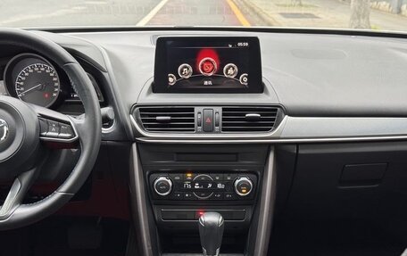 Mazda CX-4, 2022 год, 2 005 000 рублей, 12 фотография