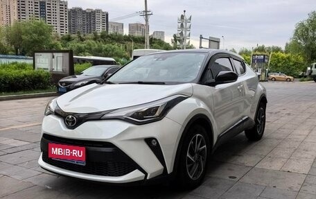 Toyota C-HR I рестайлинг, 2022 год, 2 223 334 рублей, 1 фотография