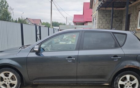 KIA cee'd I рестайлинг, 2010 год, 650 000 рублей, 6 фотография
