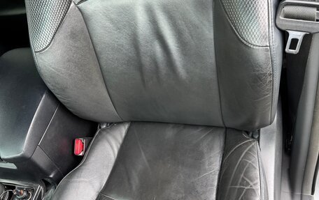 Toyota Land Cruiser Prado 150 рестайлинг 2, 2011 год, 2 720 000 рублей, 14 фотография