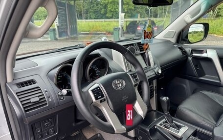 Toyota Land Cruiser Prado 150 рестайлинг 2, 2011 год, 2 720 000 рублей, 18 фотография
