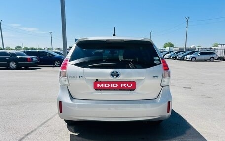 Toyota Prius Alpha I (ZVW40/41), 2019 год, 1 799 000 рублей, 5 фотография