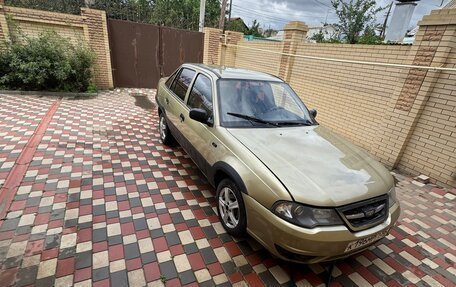 Daewoo Nexia I рестайлинг, 2008 год, 150 000 рублей, 2 фотография