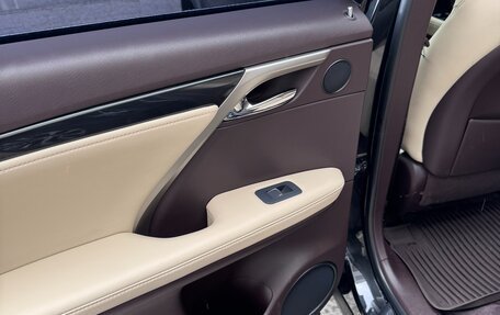 Lexus RX IV рестайлинг, 2020 год, 5 200 000 рублей, 5 фотография