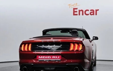 Ford Mustang VI рестайлинг, 2022 год, 3 000 000 рублей, 4 фотография