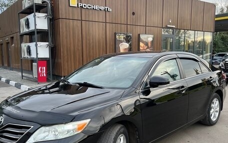 Toyota Camry, 2010 год, 1 600 000 рублей, 3 фотография