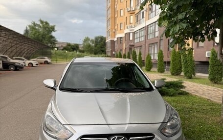 Hyundai Solaris II рестайлинг, 2012 год, 985 000 рублей, 2 фотография