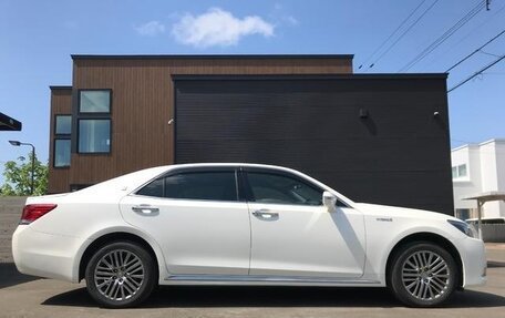 Toyota Crown Majesta, 2015 год, 2 331 000 рублей, 2 фотография