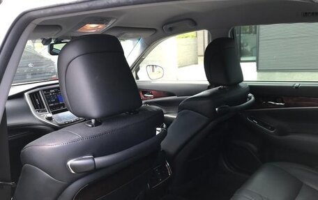 Toyota Crown Majesta, 2015 год, 2 331 000 рублей, 30 фотография