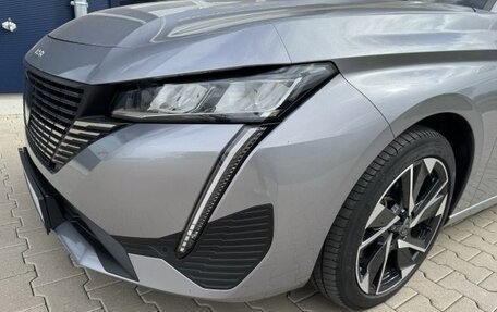 Peugeot 308, 2022 год, 2 440 000 рублей, 2 фотография