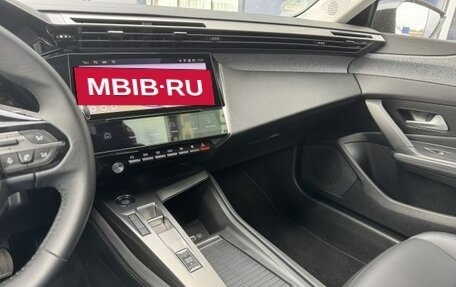 Peugeot 308, 2022 год, 2 440 000 рублей, 6 фотография