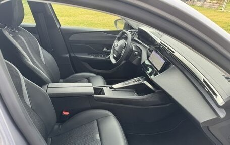 Peugeot 308, 2022 год, 2 440 000 рублей, 11 фотография