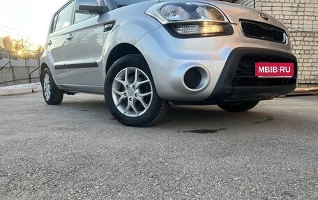 KIA Soul I рестайлинг, 2013 год, 990 000 рублей, 15 фотография