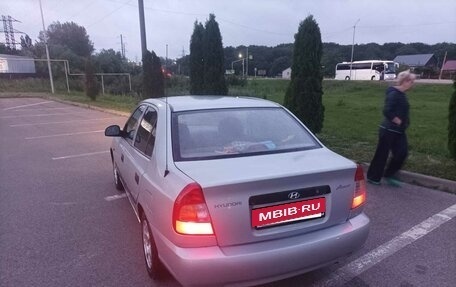 Hyundai Accent II, 2004 год, 380 000 рублей, 3 фотография