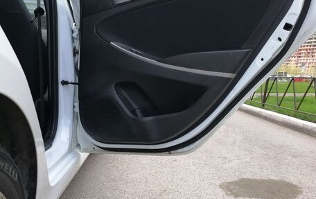 Hyundai Solaris II рестайлинг, 2016 год, 1 030 000 рублей, 16 фотография